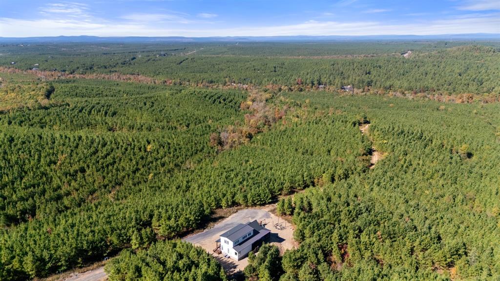 32 Scarlet Oak Trail