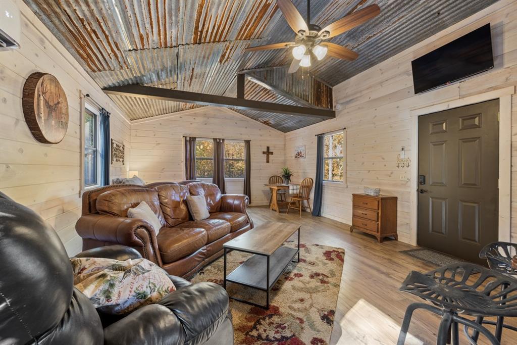 6536 Hudson Creek