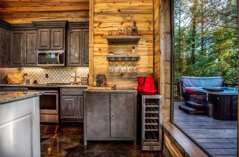 617 Sugarberry Trail