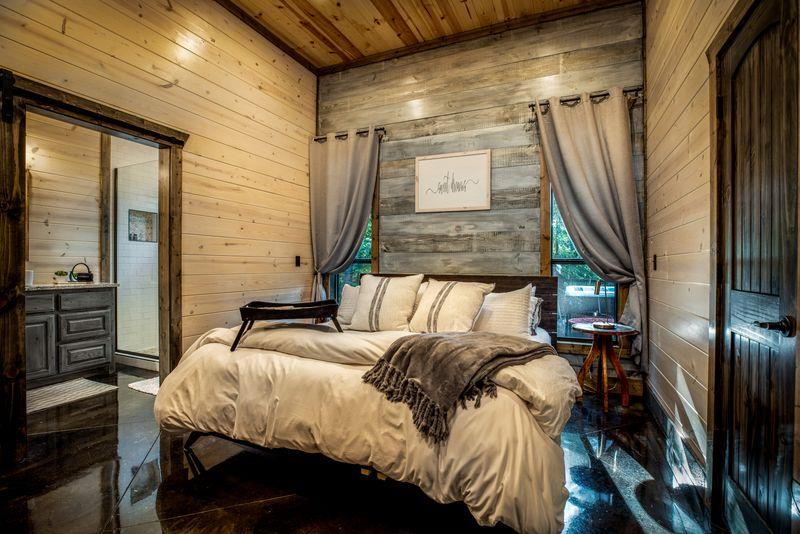 617 Sugarberry Trail