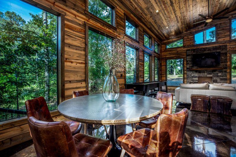 617 Sugarberry Trail