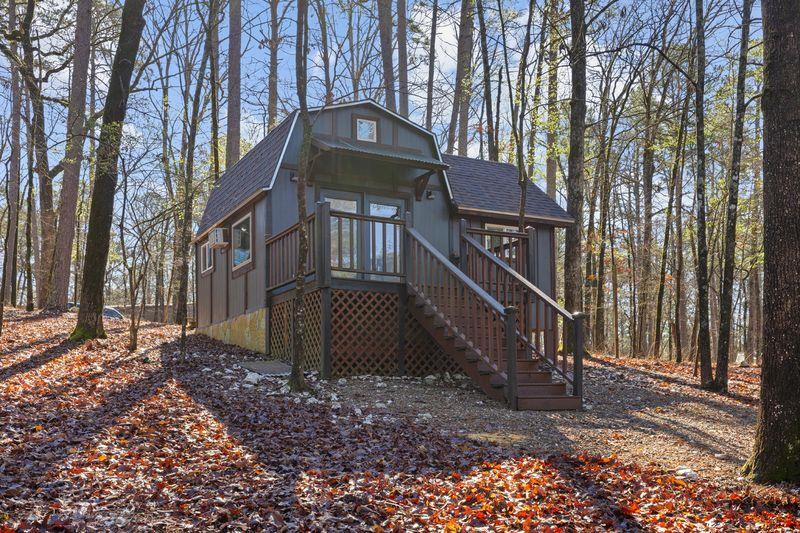 663 Chinook Road