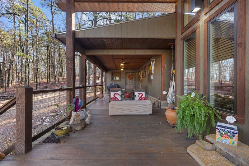 663 Chinook Road