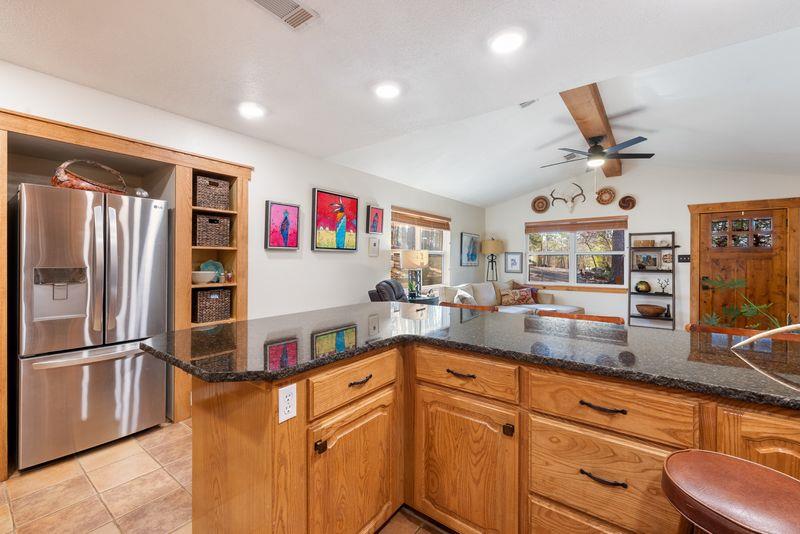 663 Chinook Road