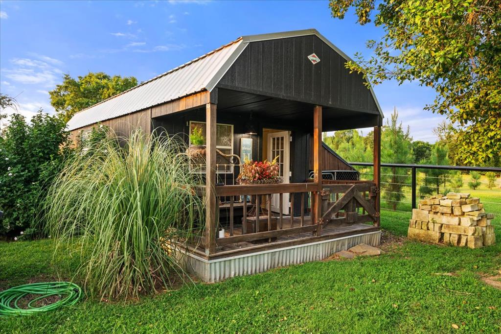 1274 W Walden Road
