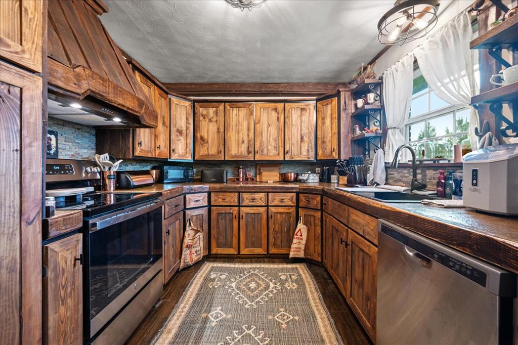1274 W Walden Road