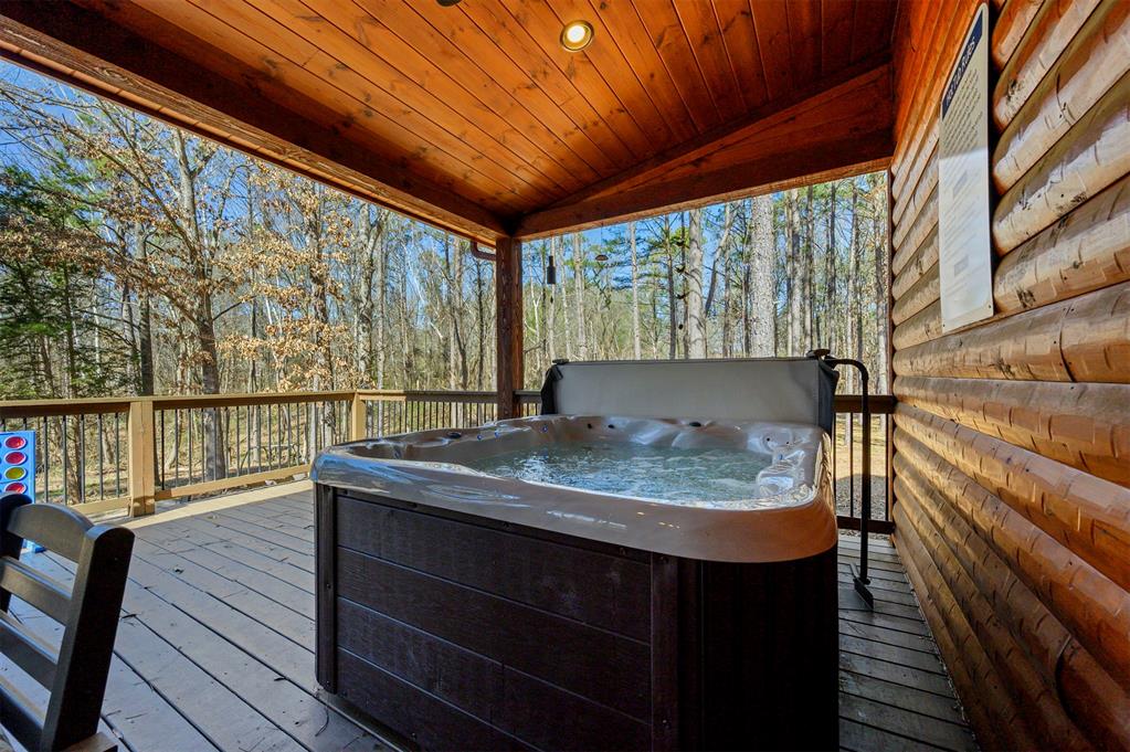 121 Ironwood Road