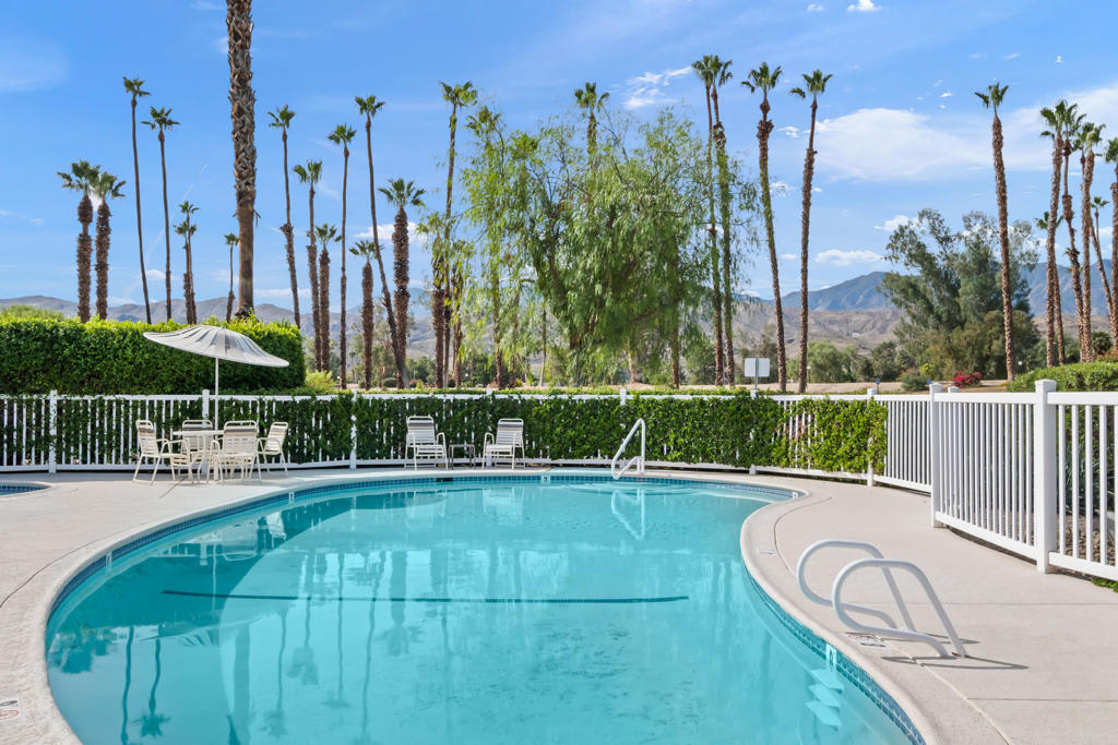 68373 Calle Barcelona