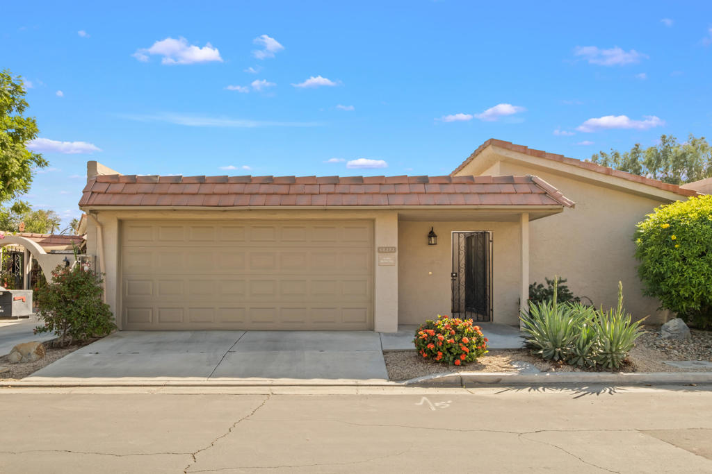 68373 Calle Barcelona