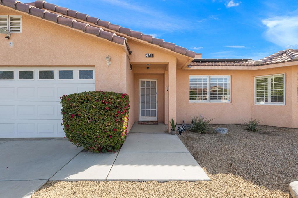 30700 Avenida Del Padre