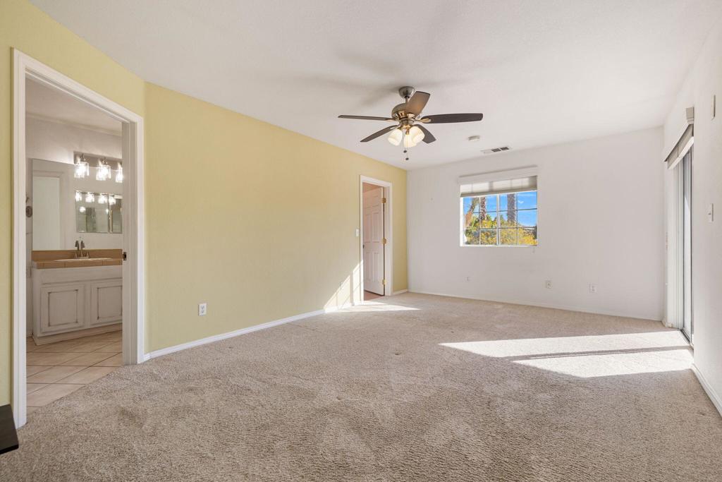 30700 Avenida Del Padre