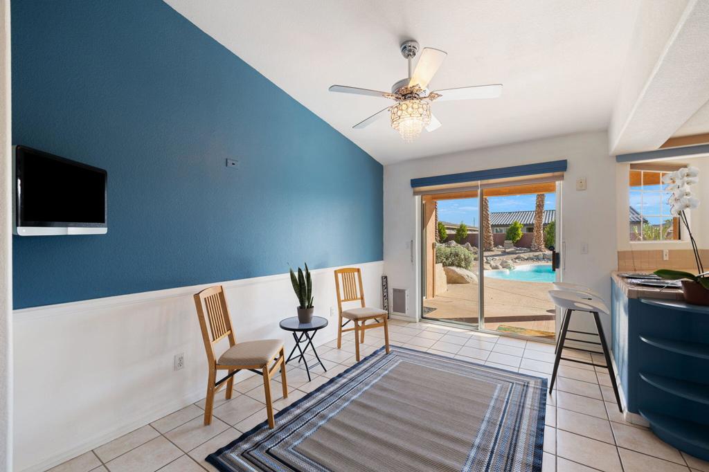 30700 Avenida Del Padre