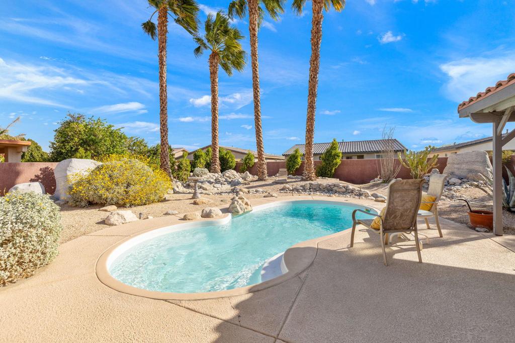 30700 Avenida Del Padre