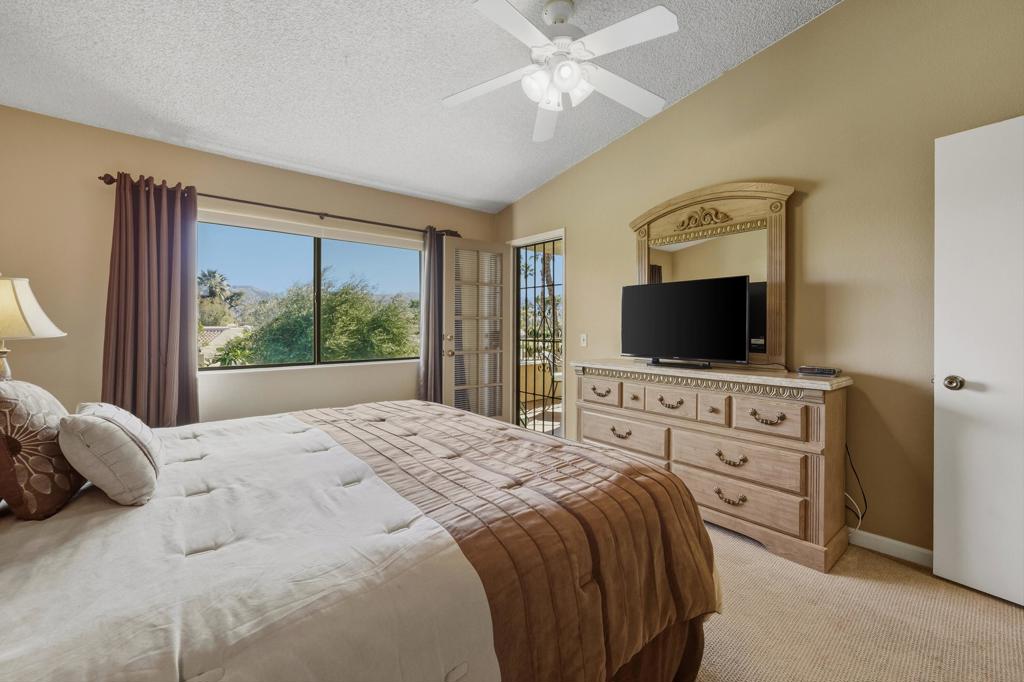 68035 Lakeland Drive