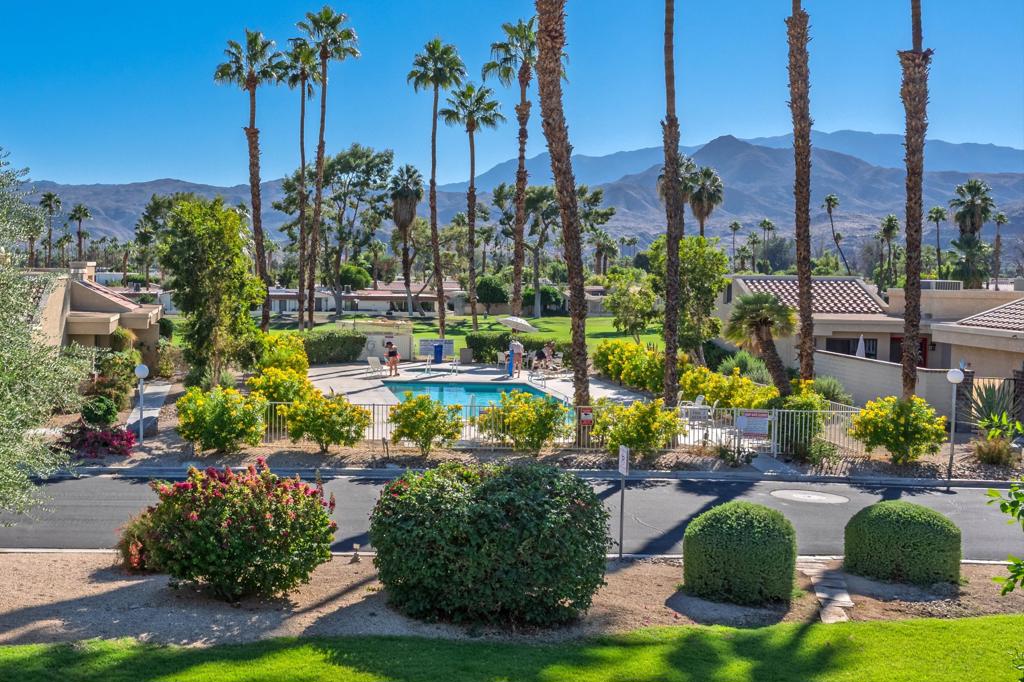 68035 Lakeland Drive