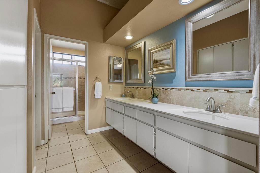 68035 Lakeland Drive