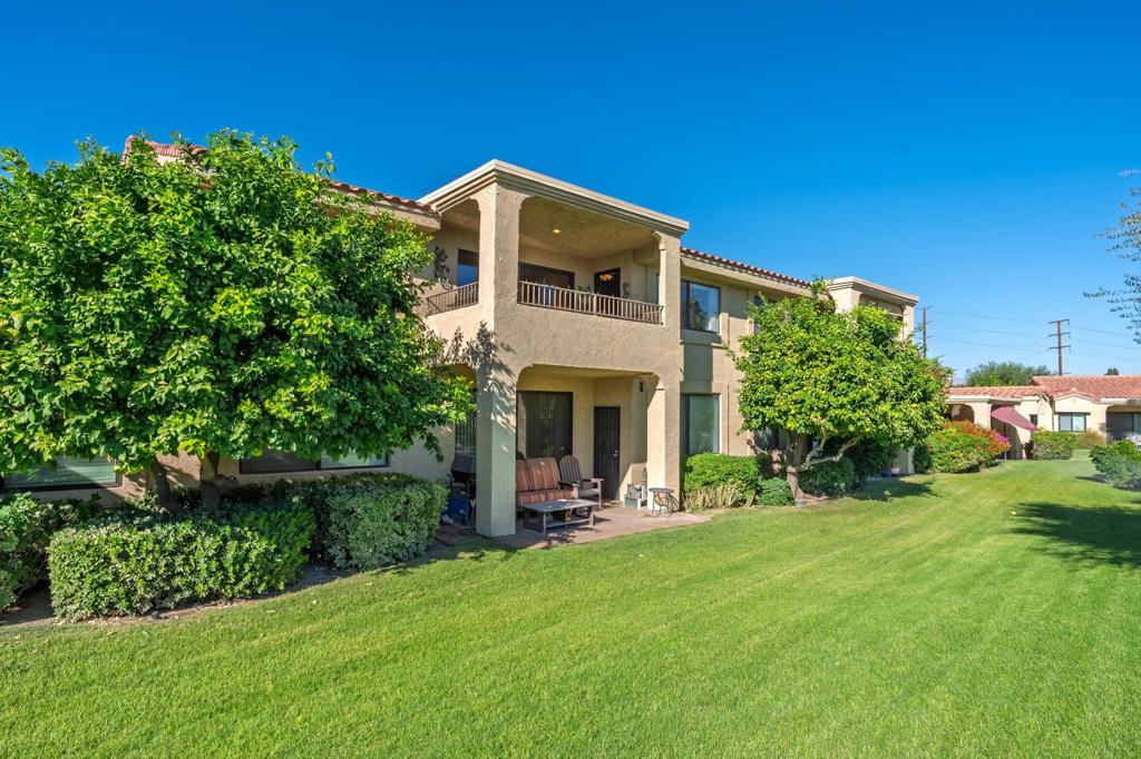 68035 Lakeland Drive