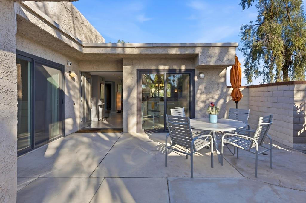 2821 Calle Arandas