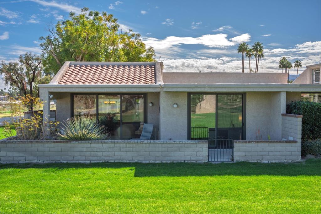 2821 Calle Arandas