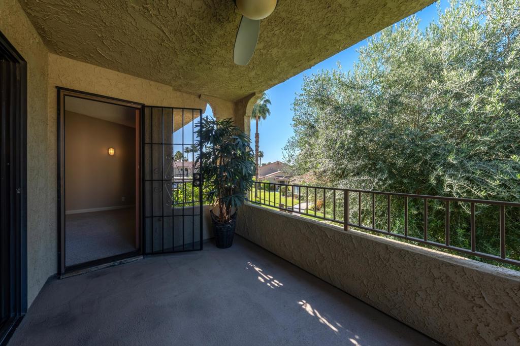 68117 Lakeland Drive