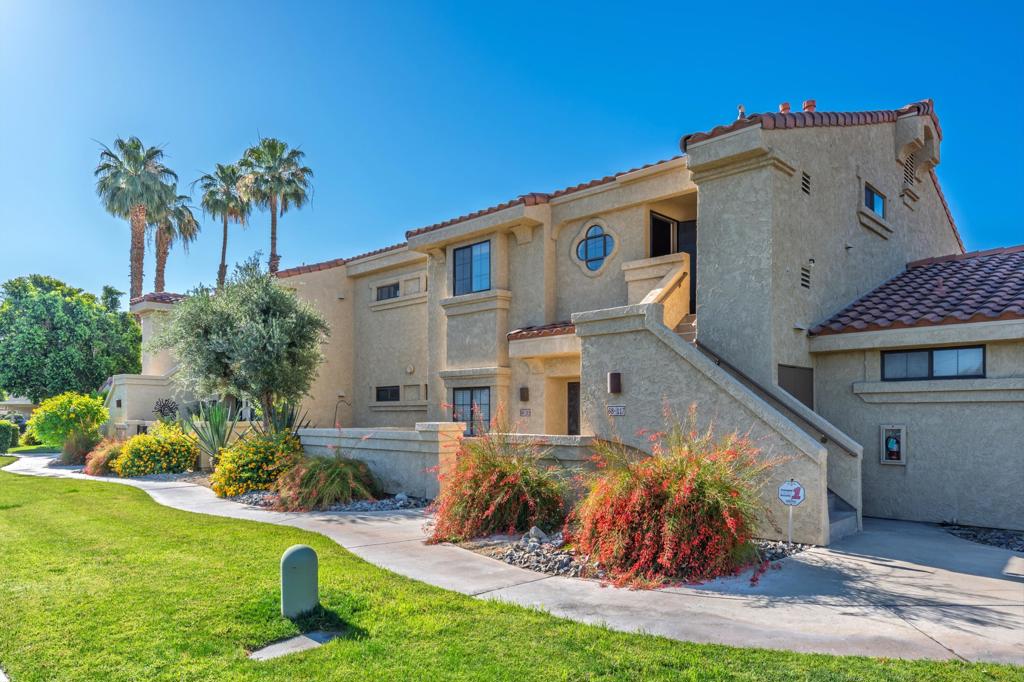 68117 Lakeland Drive