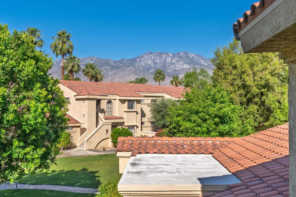 68117 Lakeland Drive