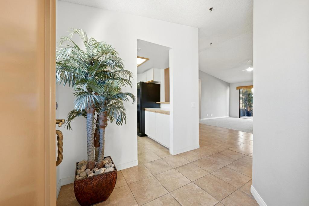 68117 Lakeland Drive