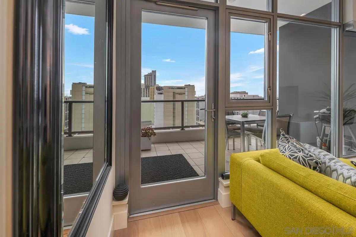 575 6th Ave Unit 1105