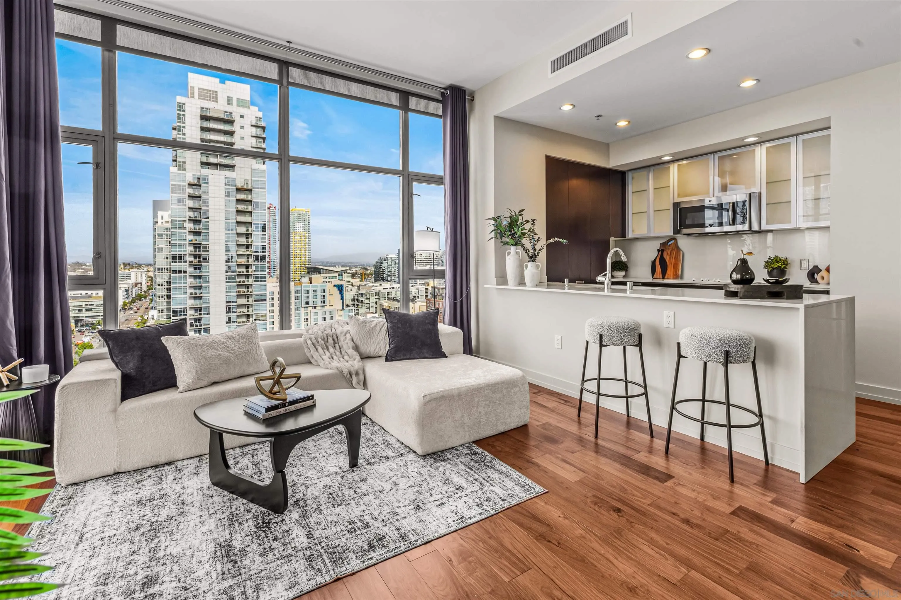 575 6th Ave Unit 1502