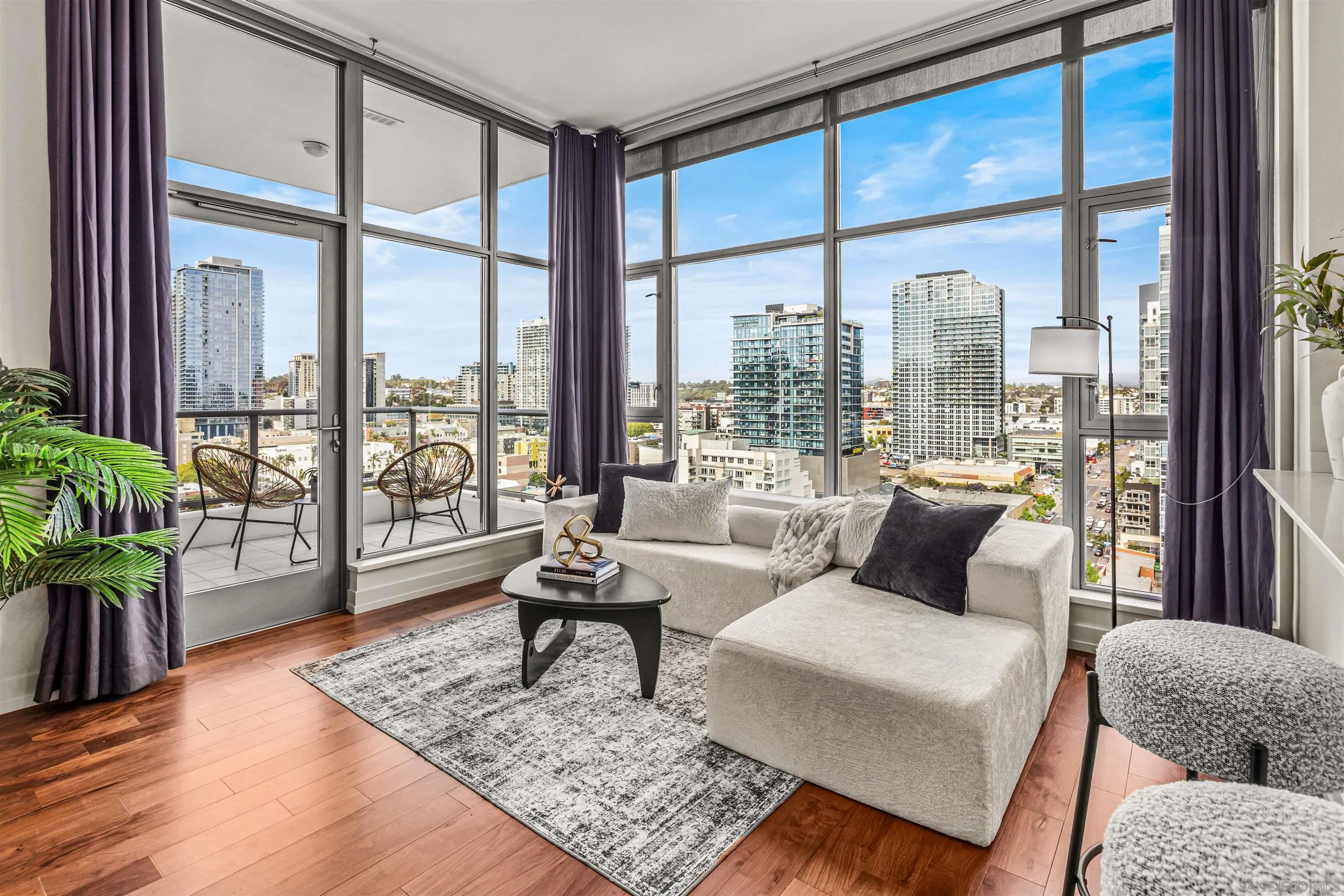575 6th Ave Unit 1502
