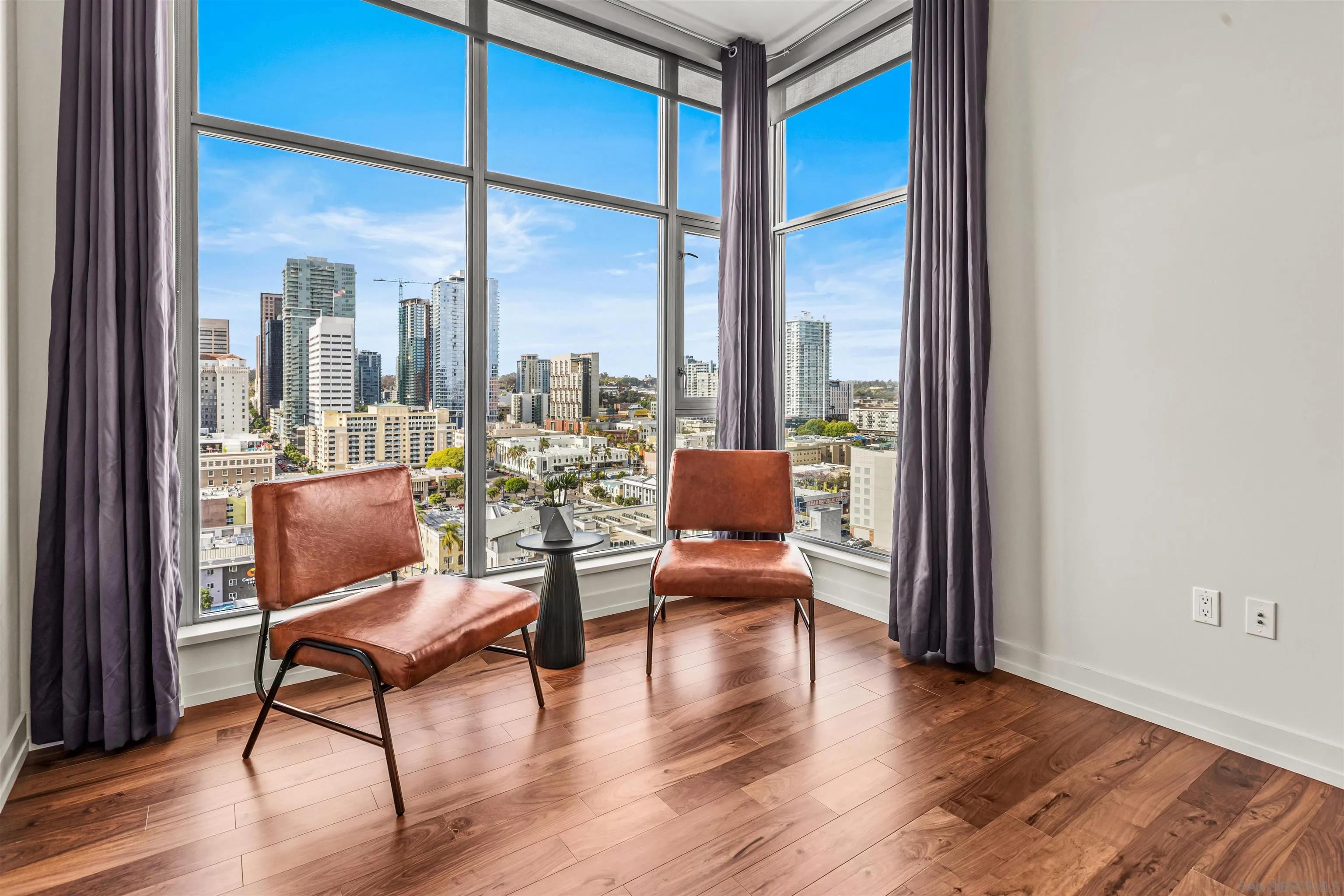 575 6th Ave Unit 1502
