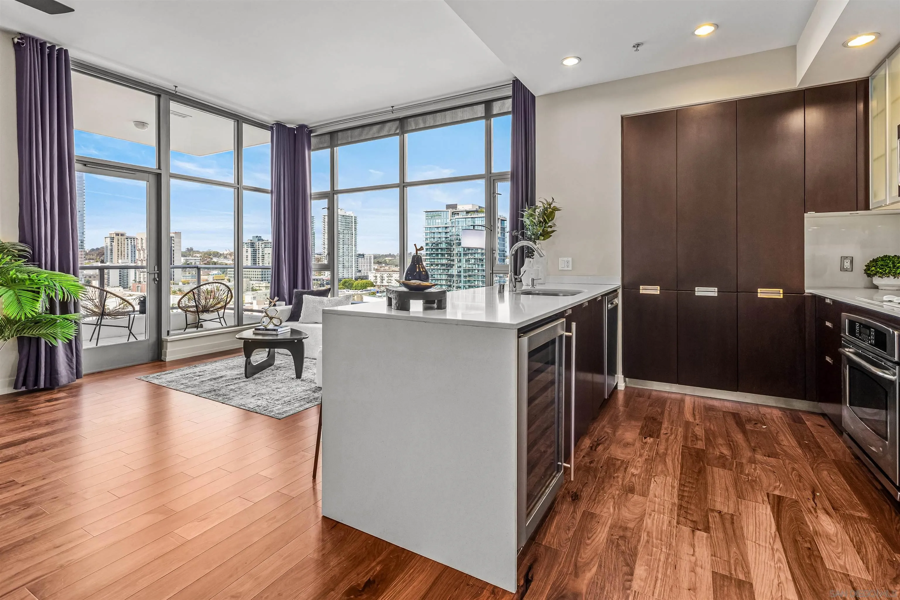 575 6th Ave Unit 1502