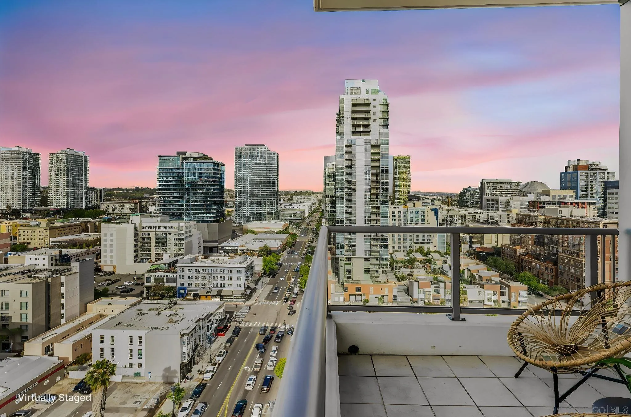 575 6th Ave Unit 1502