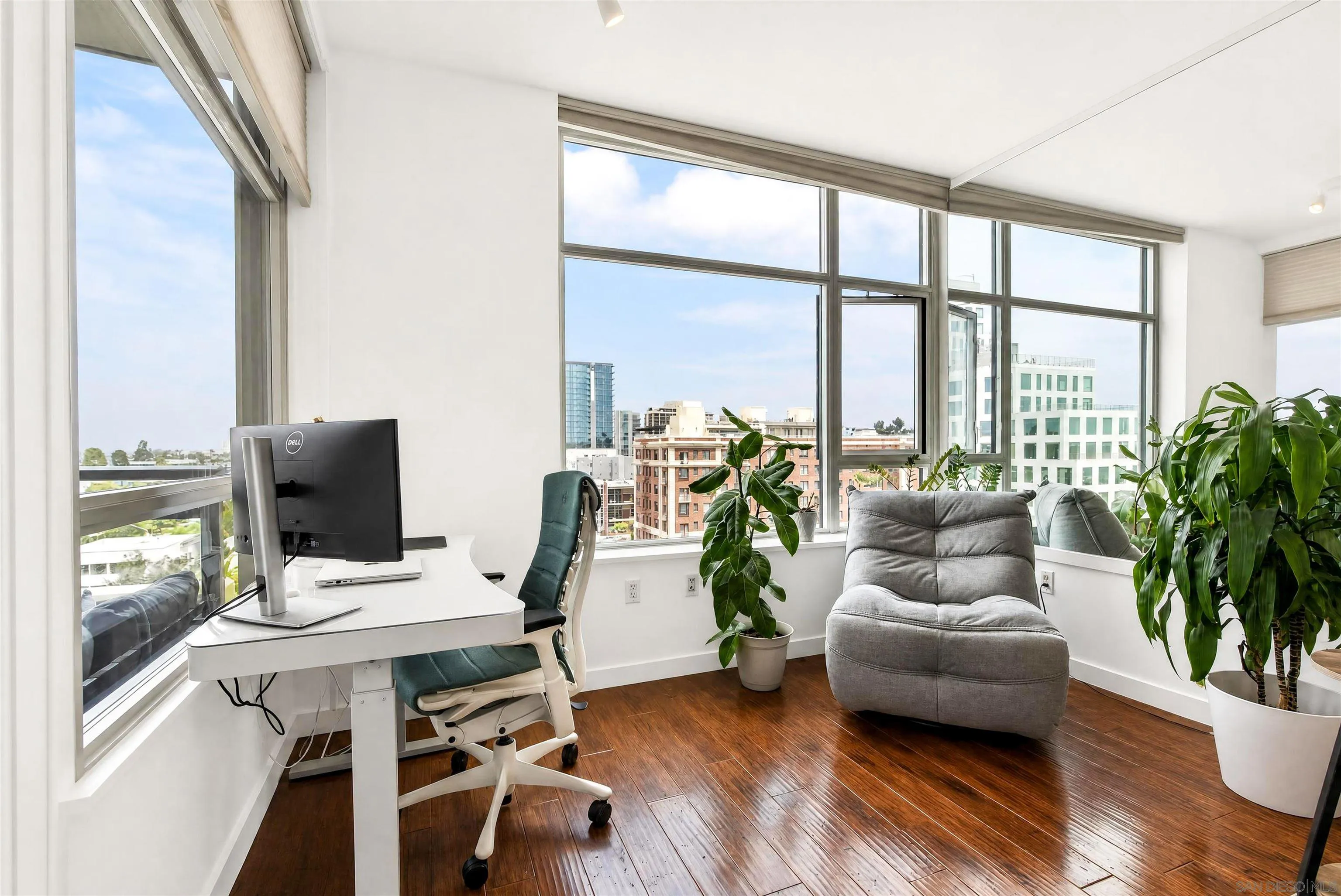 475 Redwood Street Unit 801