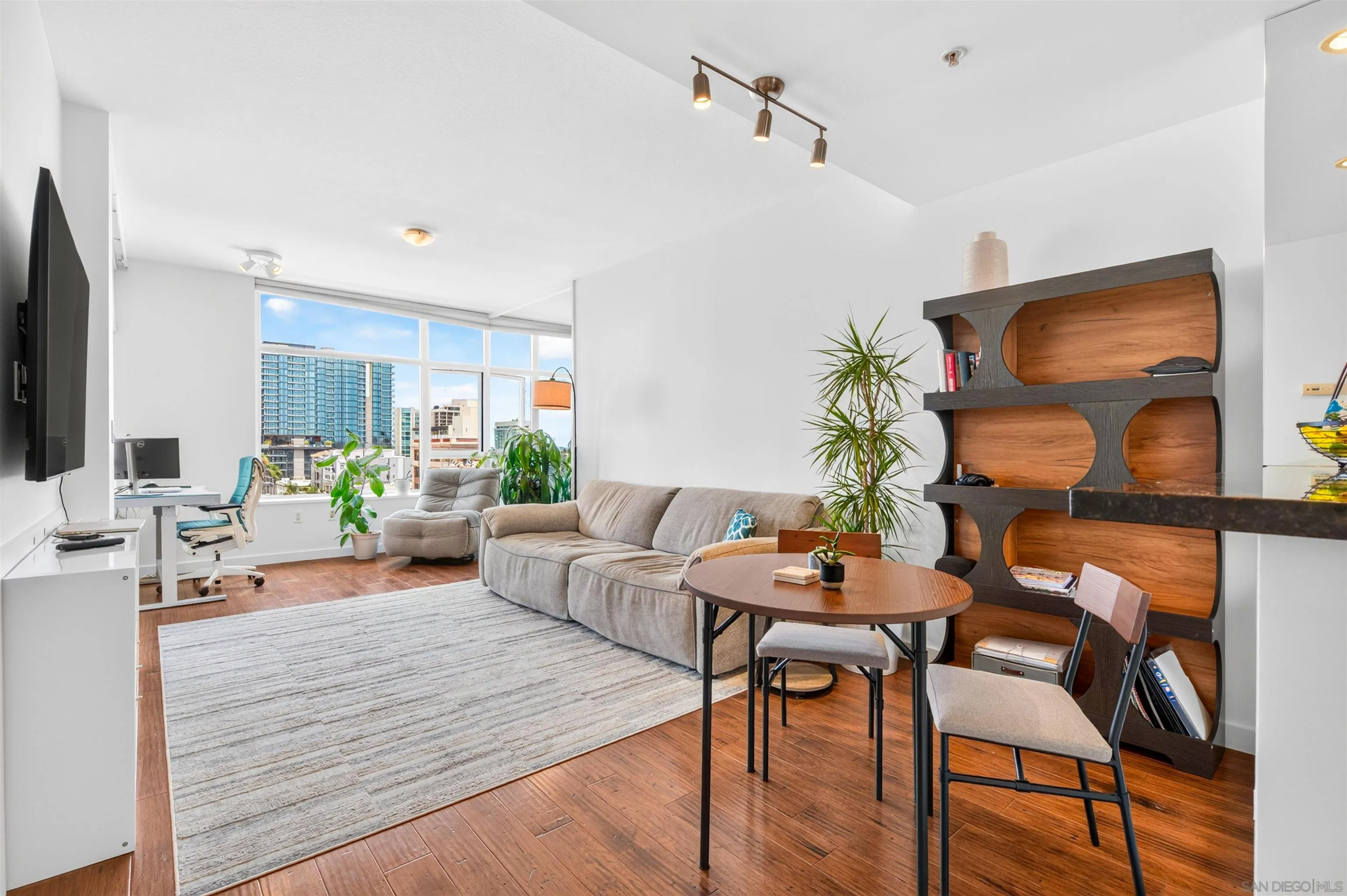 475 Redwood Street Unit 801