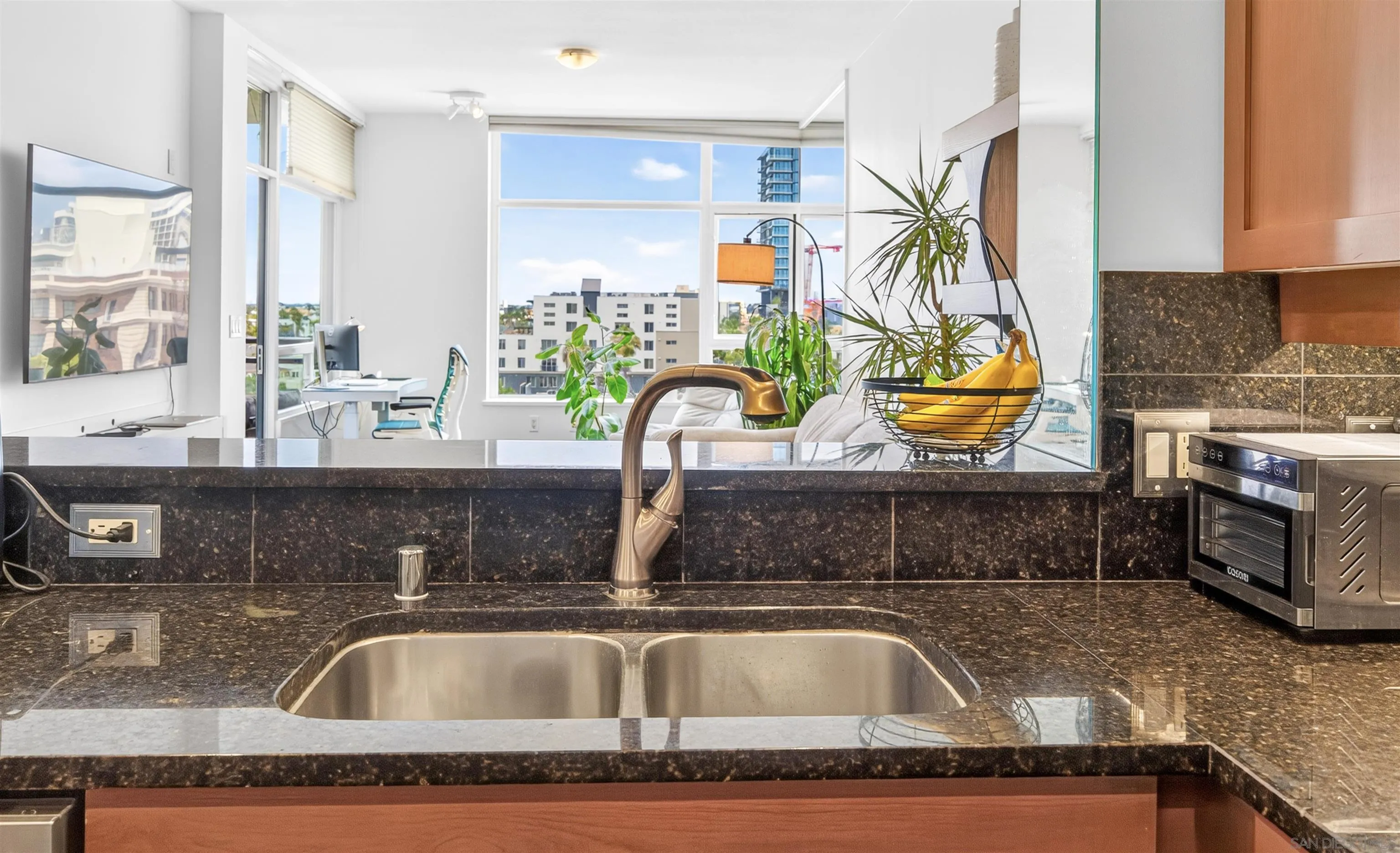 475 Redwood Street Unit 801