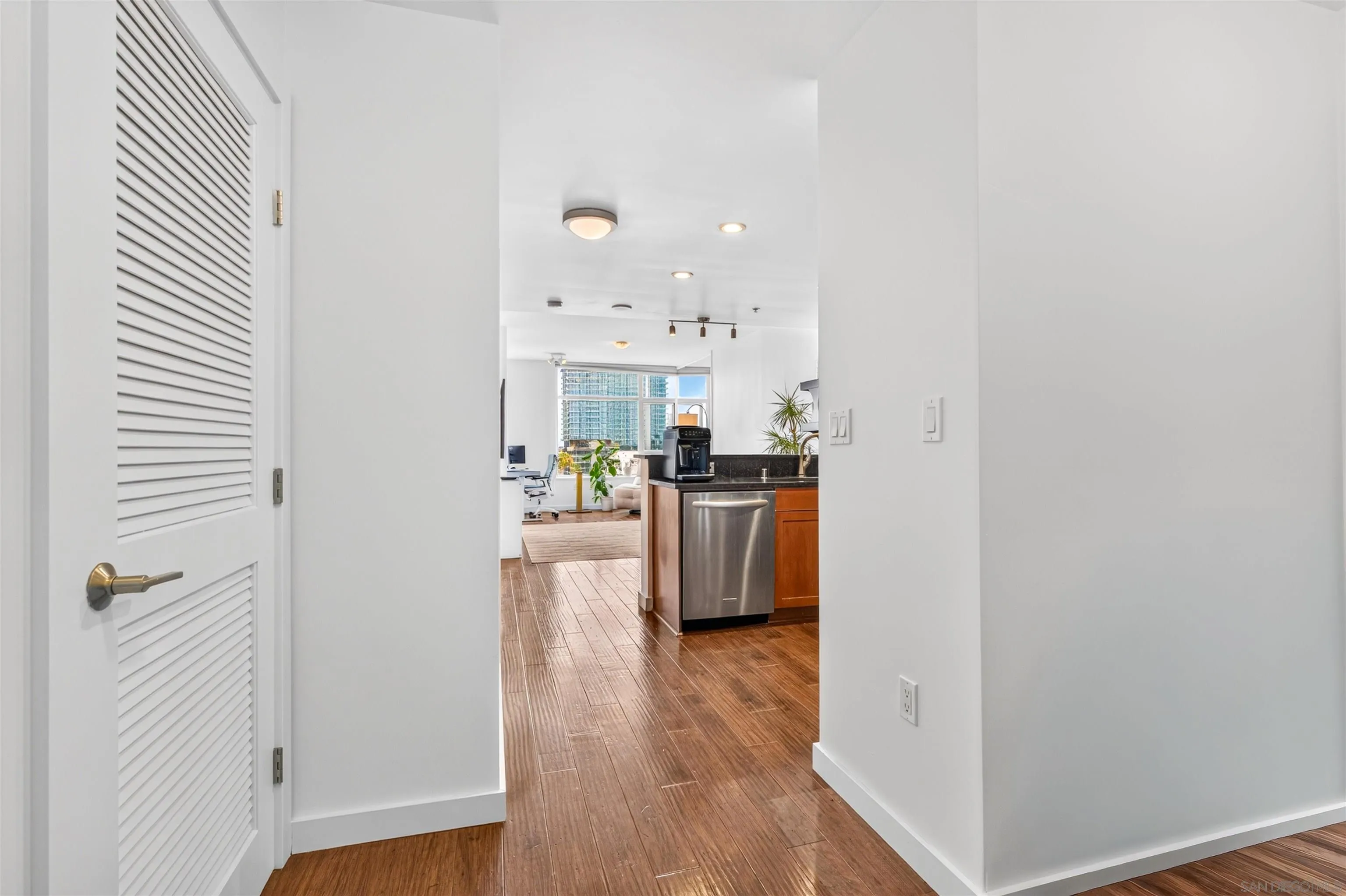 475 Redwood Street Unit 801