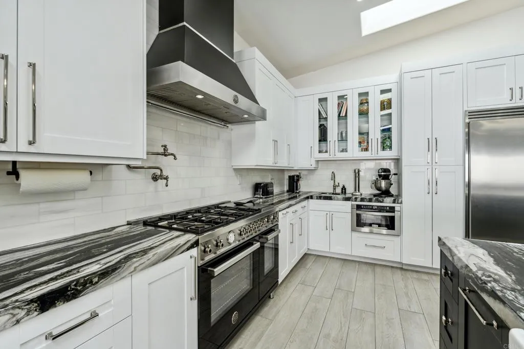 4230 Orchard Avenue