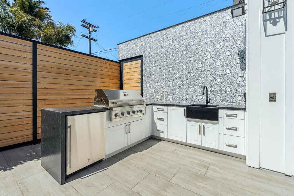 4230 Orchard Avenue