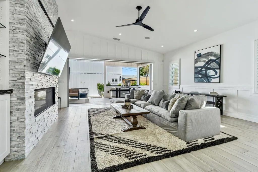4230 Orchard Avenue