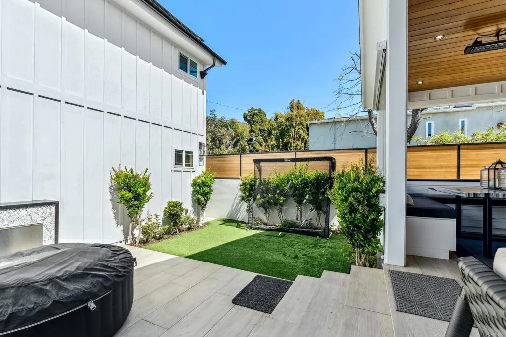 4230 Orchard Avenue