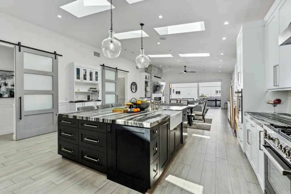 4230 Orchard Avenue