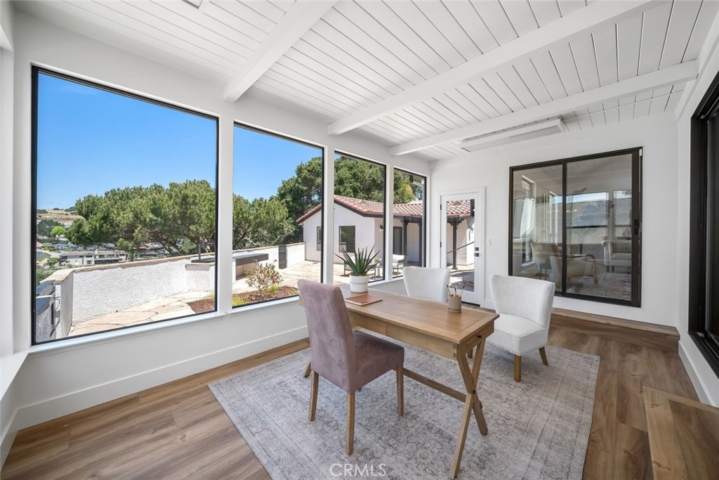 1027 Acorn Drive
