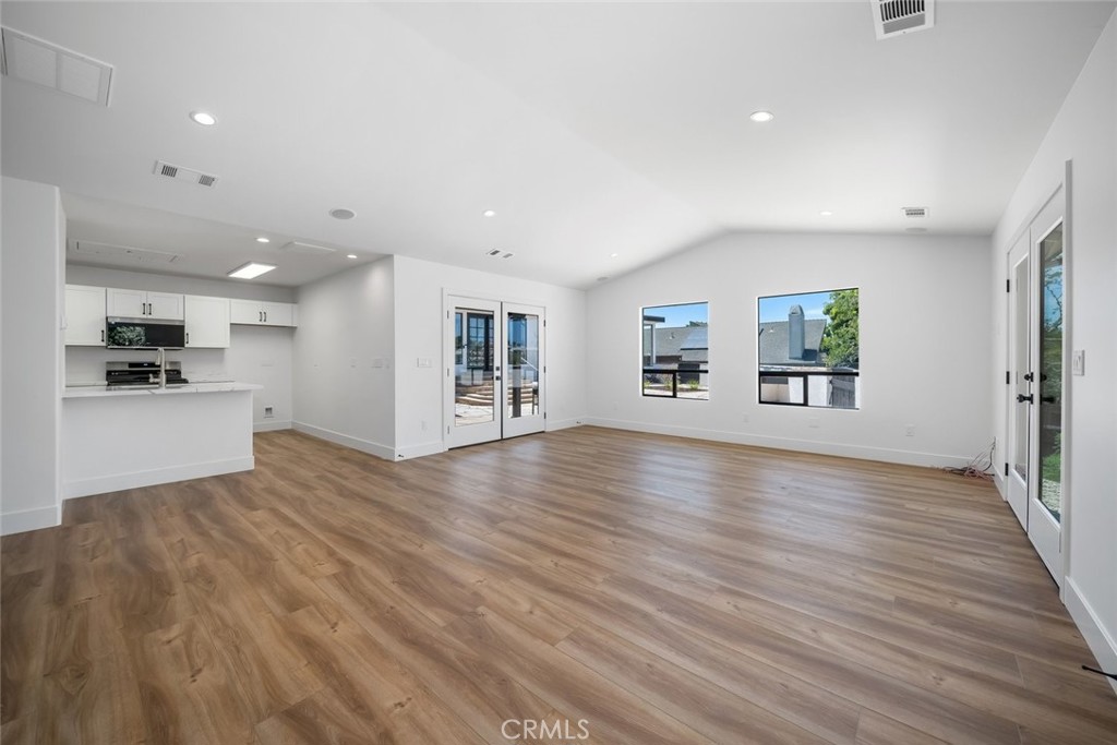 1027 Acorn Drive