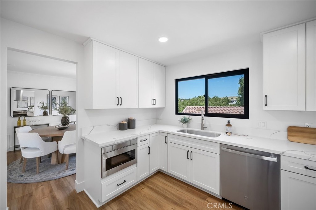 1027 Acorn Drive