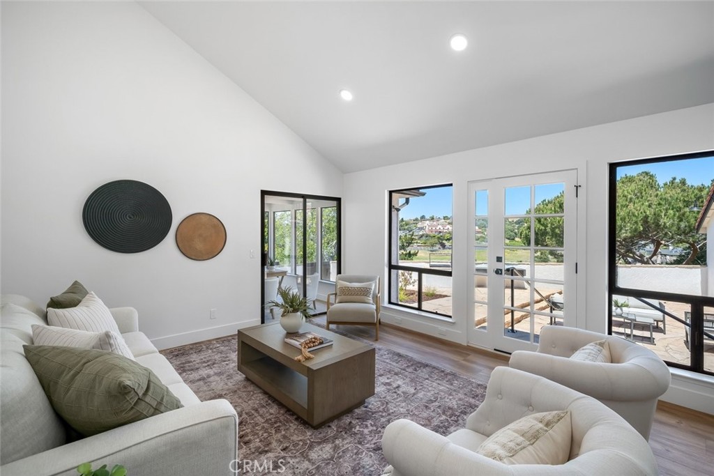 1027 Acorn Drive