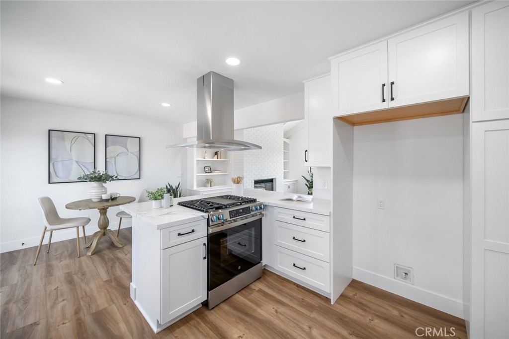 1027 Acorn Drive