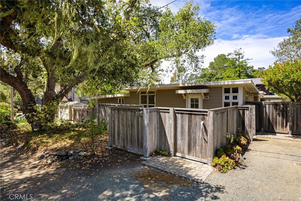 1501 Emerson Road