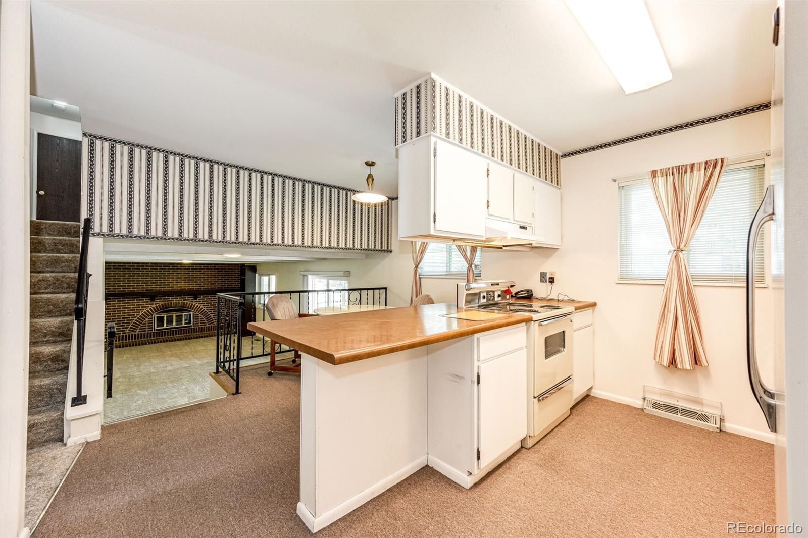 17105 E Bethany Circle