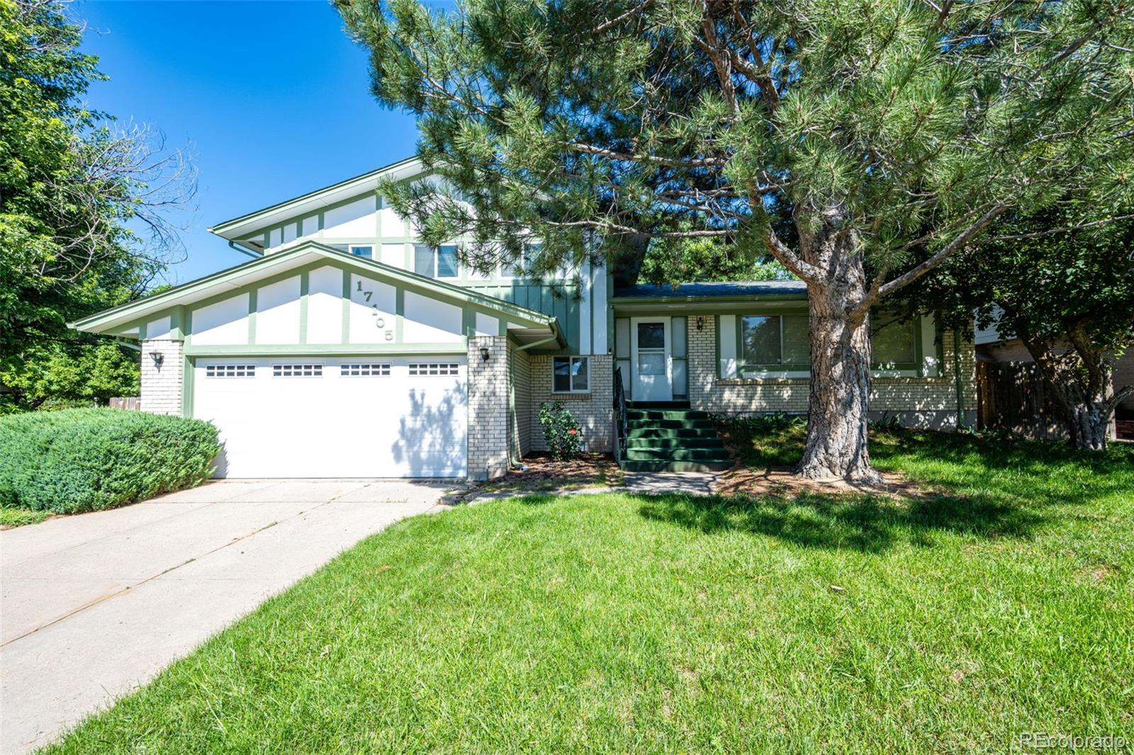 17105 E Bethany Circle